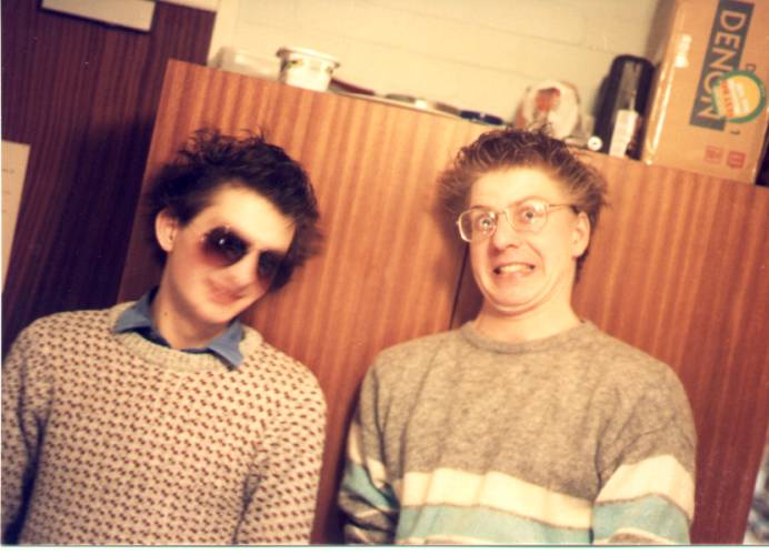 blur.jpg (45139 bytes)